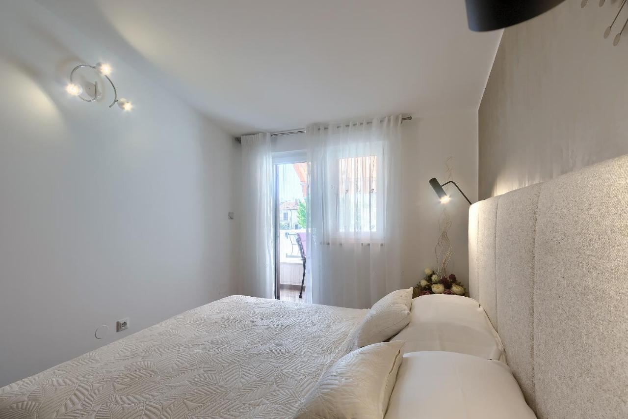 Apartment Palm View Ii Rovinj